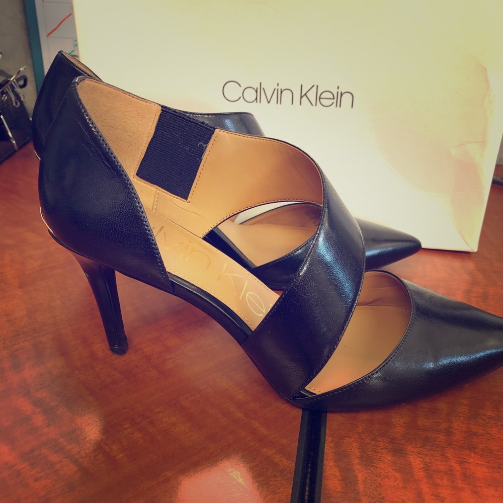 Calvin Klein Gella Pumps